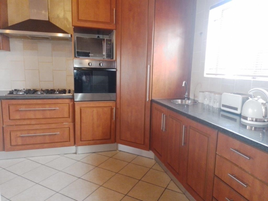 To Let 3 Bedroom Property for Rent in Hunters Creek Western Cape